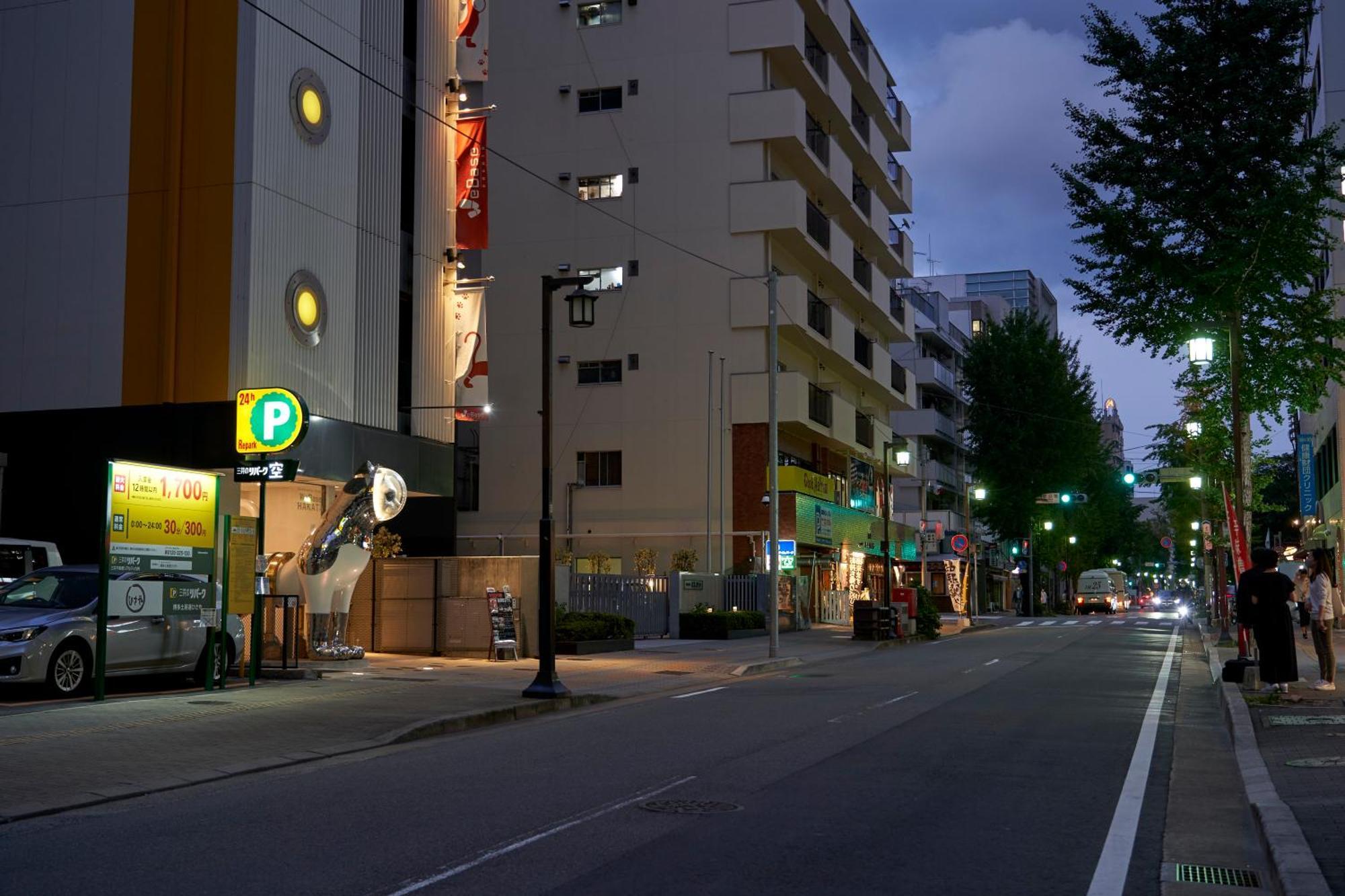 Webase Hakata Hostel Fukuoka (Fukuoka) Exterior foto